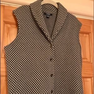 Woman’s shawl collar knit vest